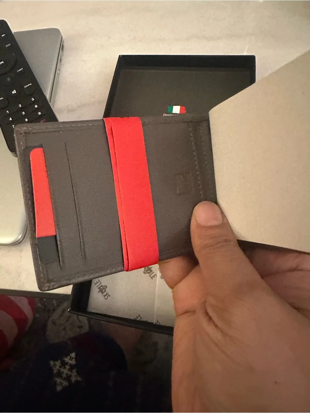 Elle Black Bi-Fold Key & Card Holder with Red Accent